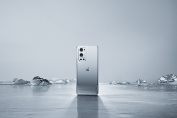 OnePlus 9 Pro 空山基闪银限定礼正式发布，售价5499元