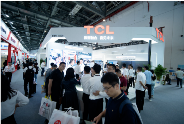 TCL商用亮相中国教育装备展，致力推动教育信息化升级迭代